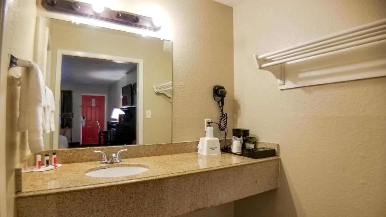 Howard Johnson By Wyndham Houston Hobby Airport Eksteriør bilde