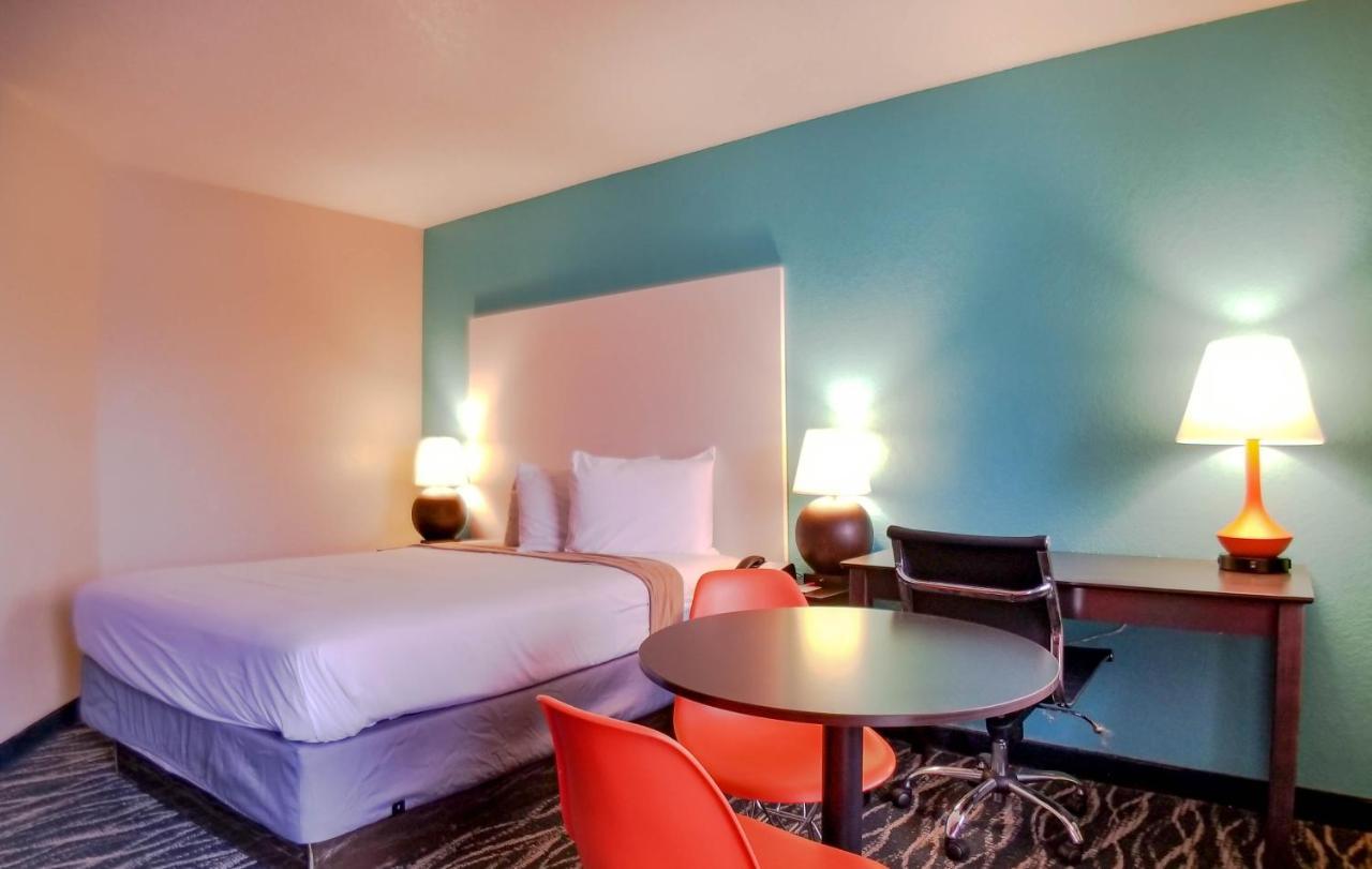 Howard Johnson By Wyndham Houston Hobby Airport Eksteriør bilde