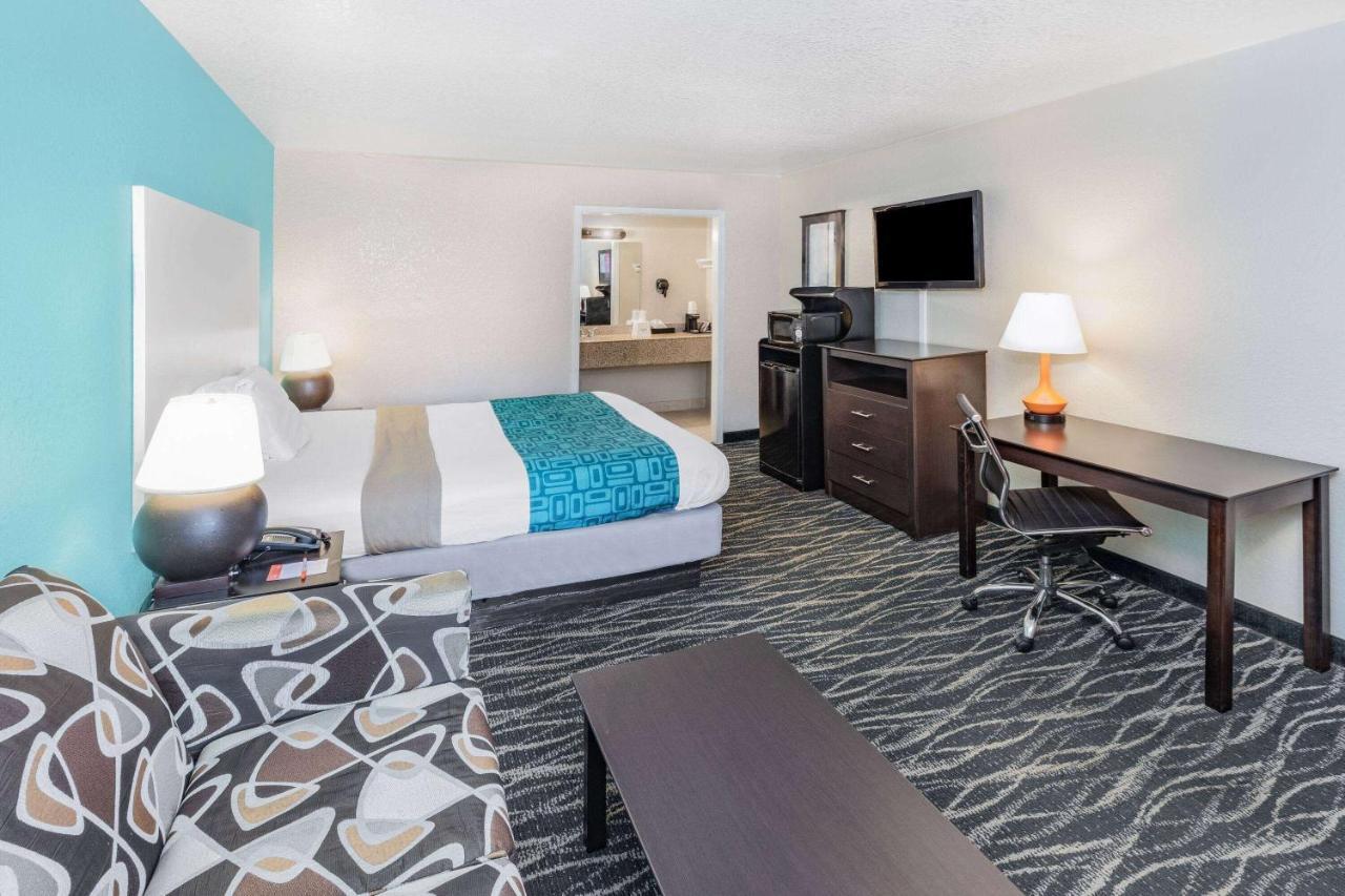 Howard Johnson By Wyndham Houston Hobby Airport Eksteriør bilde