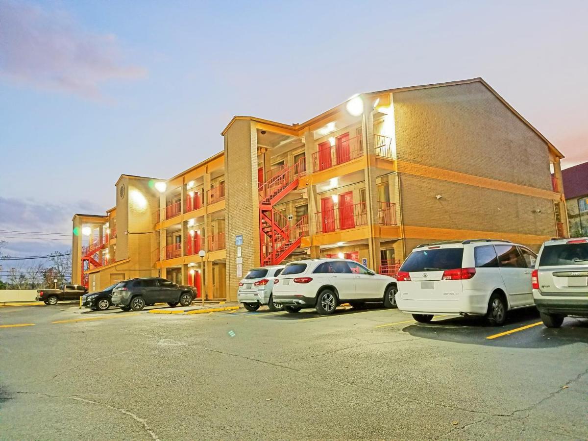 Howard Johnson By Wyndham Houston Hobby Airport Eksteriør bilde